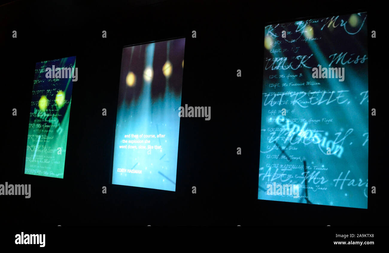 Un'esperienza audiovisiva cinematografica all'interno della Titanic Story, al SeaCity Museum, Southampton, Hampshire, Regno Unito Foto Stock