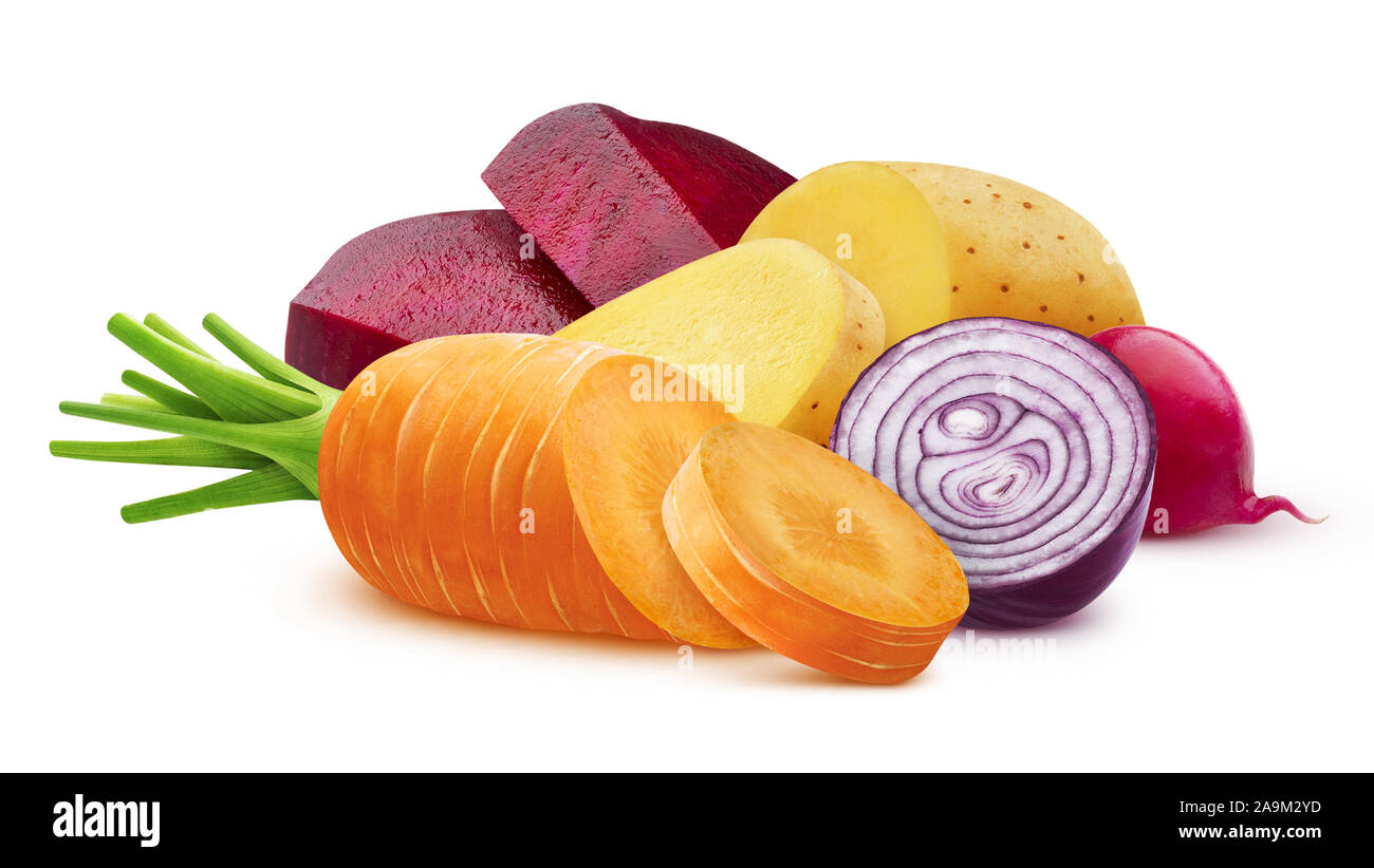 Mix di verdure differenti isolati su sfondo bianco, la pila di prodotti freschi e salutari con percorso di clipping, dieta detox Foto Stock