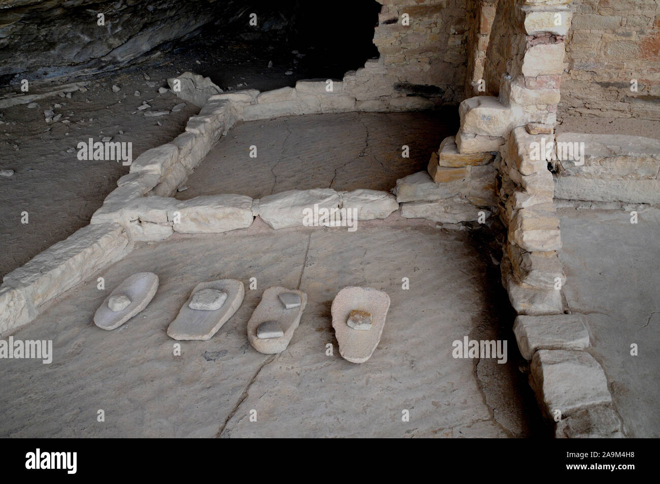 Balcone casa in Mesa Verde National Park, Colorado sono ancestrali rovine pueblo. Essi sono aperti al pubblico ma solo con un Ranger tour guidato. Foto Stock