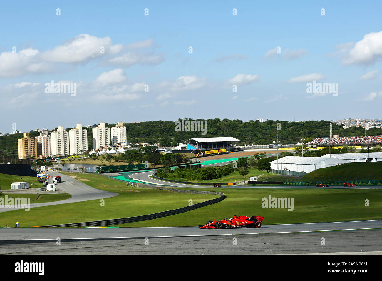 Sao Paulo, Brasile. 16 Nov 2019. Il 16 novembre 2019; Autodromo José Carlos Pace, Sao Paulo, Brasile; Formula Uno Brasile Grand Prix, giornata di qualifica; Sebastian Vettel (GER) La Scuderia Ferrari SF90 - Editoriale usare carte di credito: Azione Plus immagini di sport/Alamy Live News Foto Stock