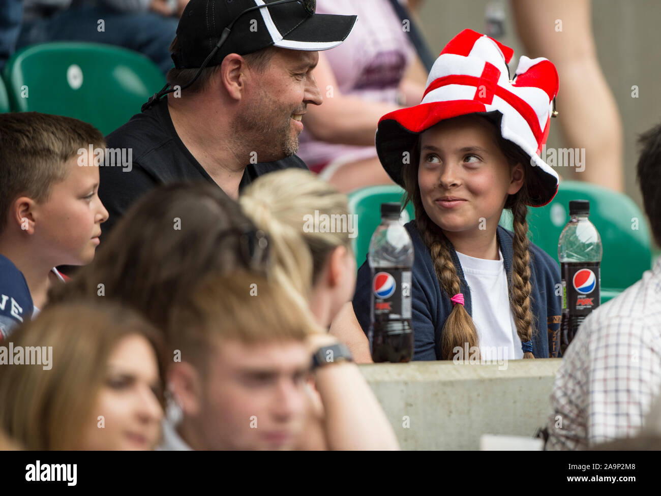 Twickenham, Surrey, Regno Unito. Ventilatori, Old Mutual ricchezza Cup, Inghilterra vs Barbarian's corrispondono, giocato all'RFU. Stadio di Twickenham domenica 28/05/2017Inghilterra [Credito Pietro SPURRIER/Intersport immagini] Foto Stock