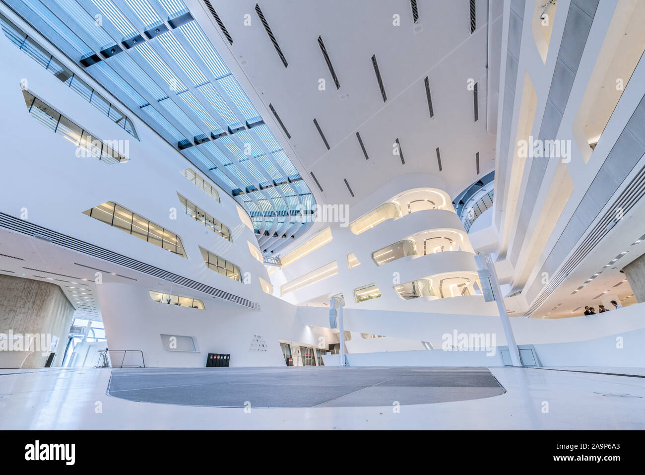 Biblioteca e centro di apprendimento di Vienna Università di Economia e Commercio. Vienna, Austria Foto Stock