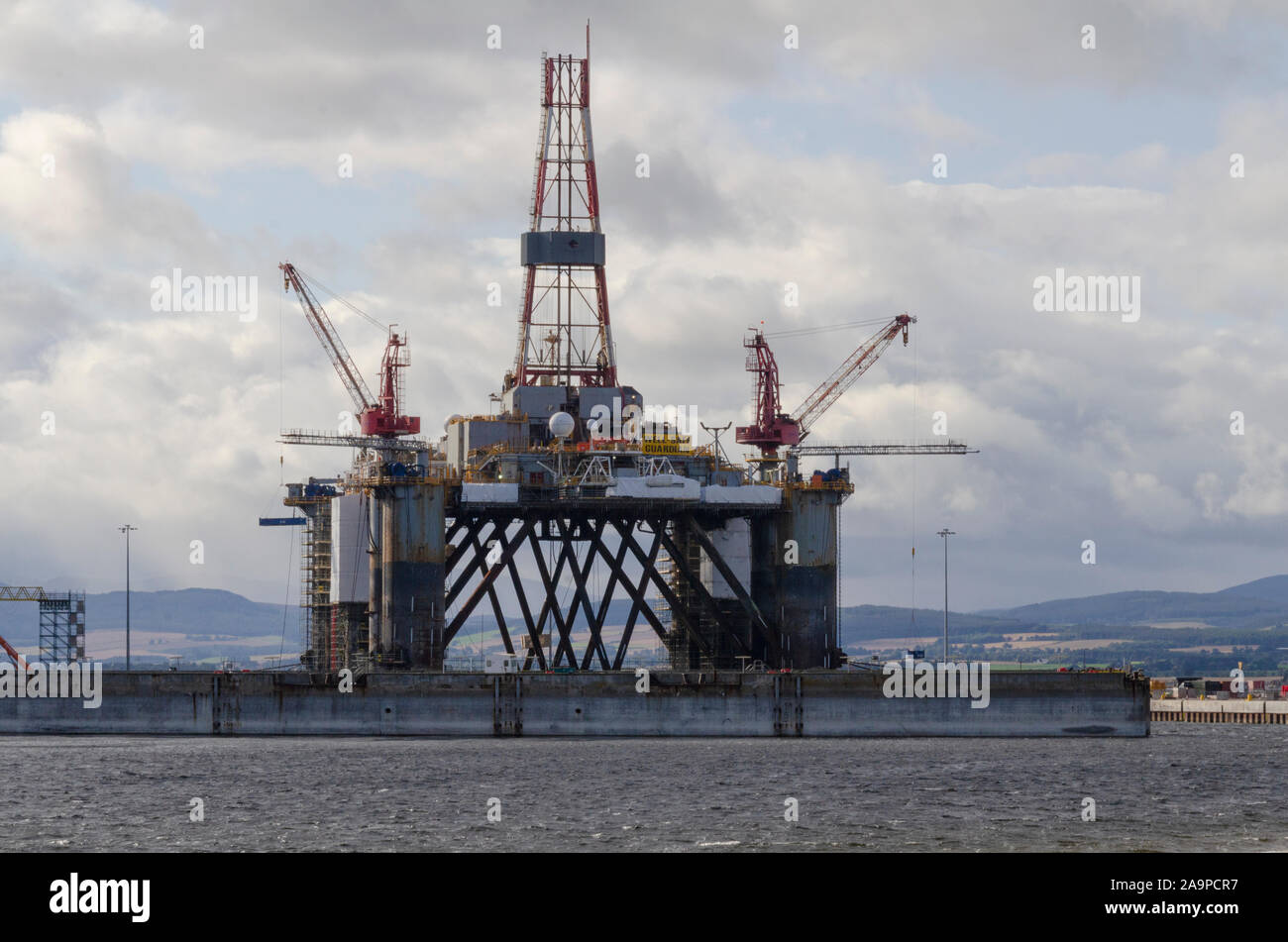 Impianti di trivellazione del petrolio in Cromarty Firth Sutherland Scotland Regno Unito Foto Stock