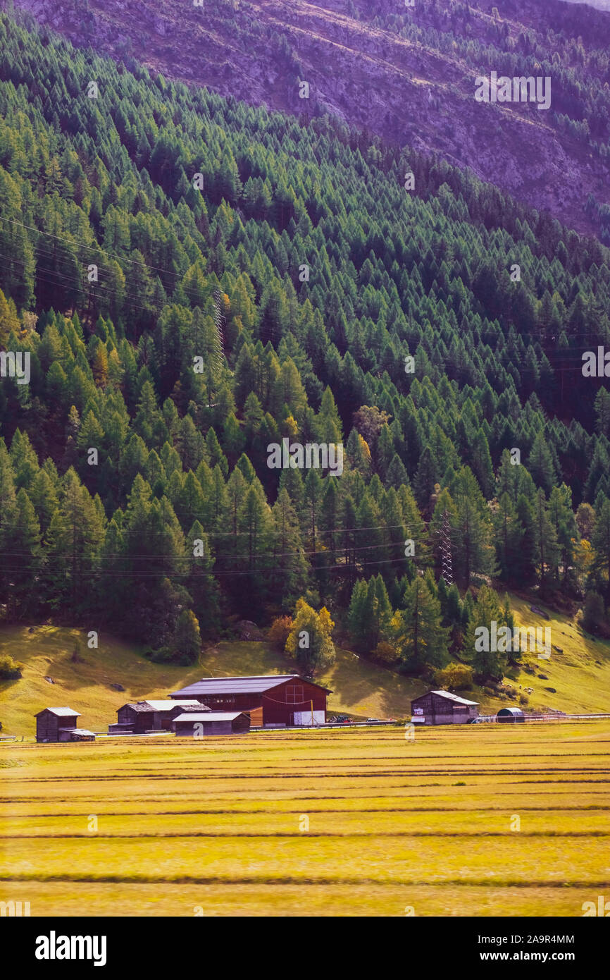 Road trippin' da Ginevra a Zermatt, passando da Tasch, regione Vallese Foto Stock