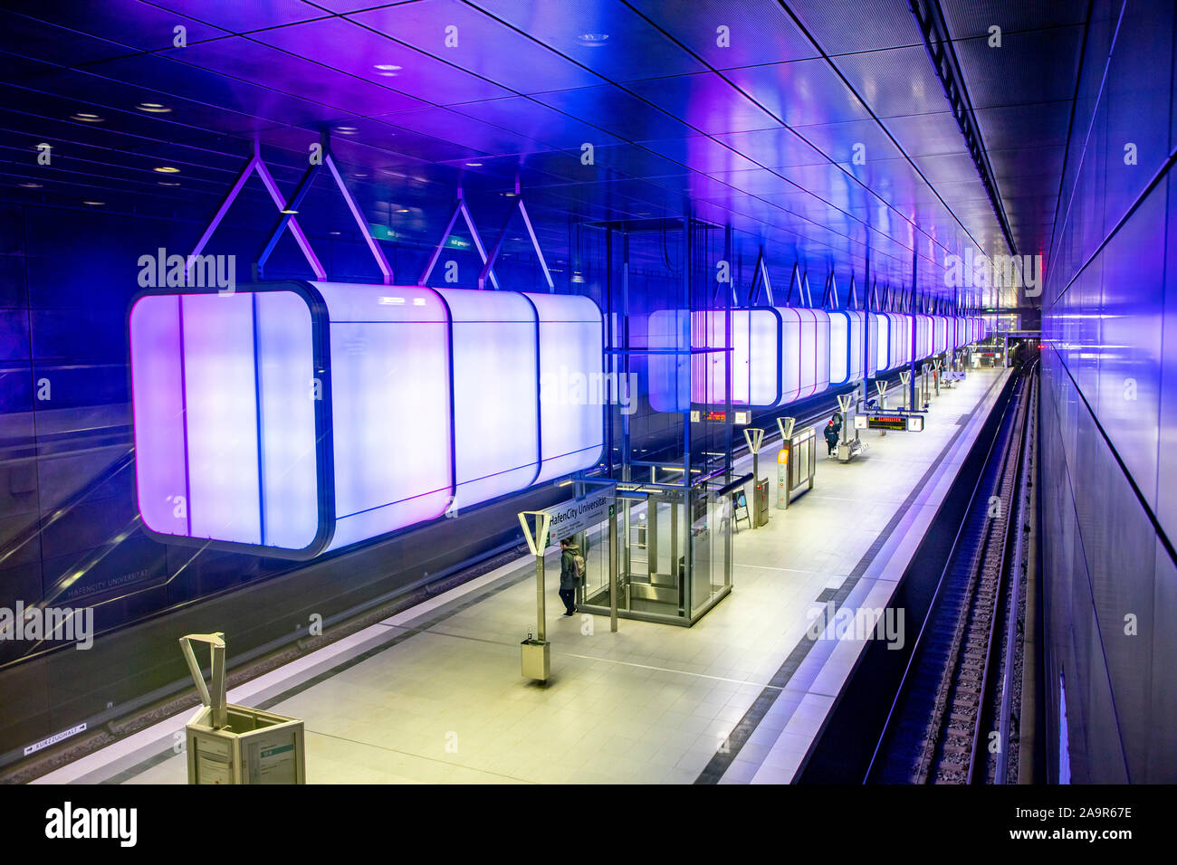 La stazione della metropolitana Hafencity University, la metropolitana linea U4, ad Amburgo, †berseequartier, Foto Stock