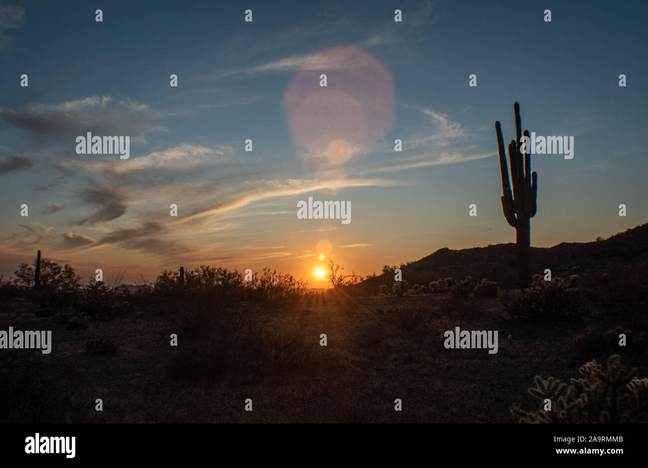 Deserto colorato tramonto Foto Stock
