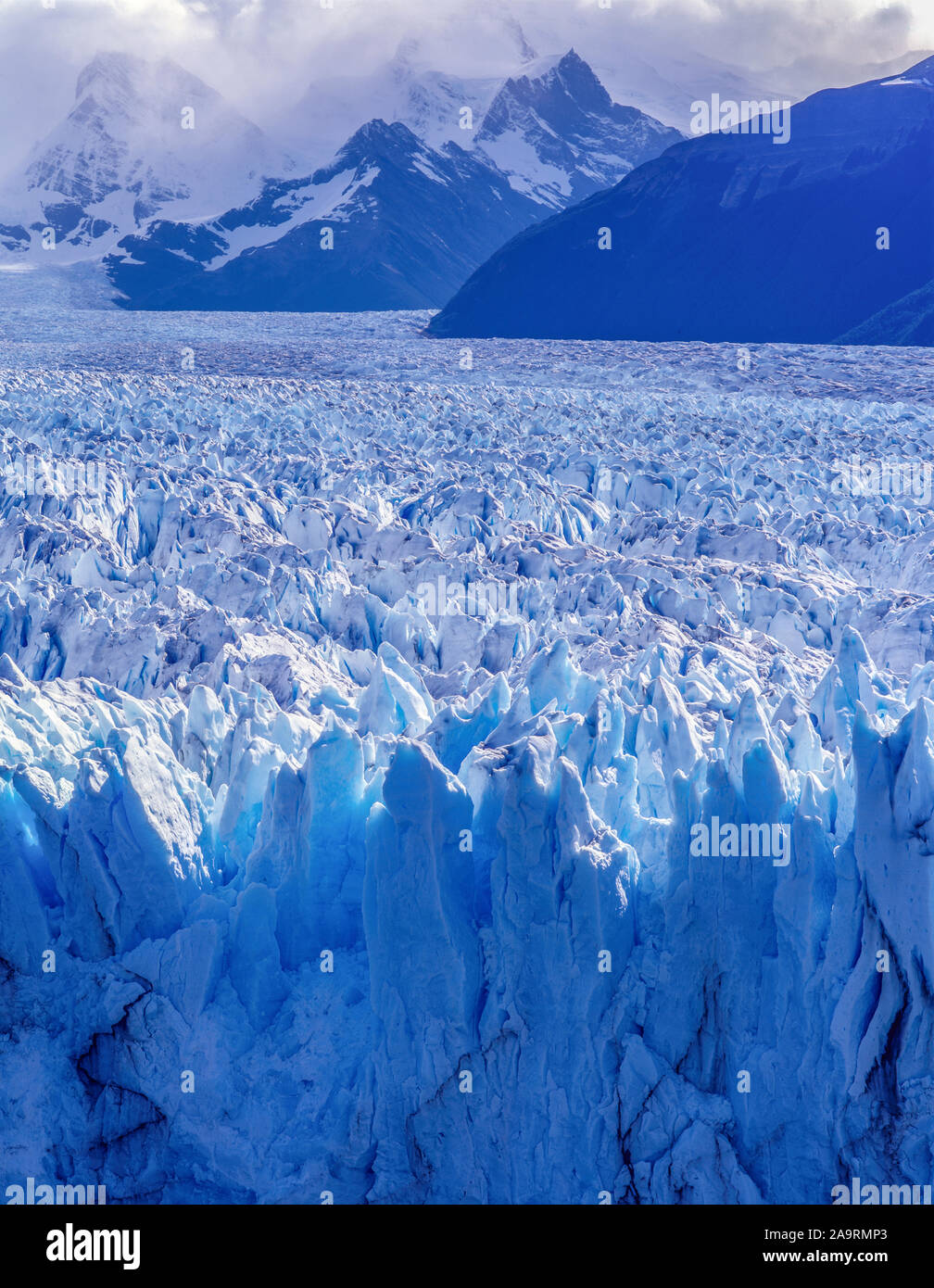 Ricca blues del ghiacciaio Moreno, Los Glacieres National Park, Argentina, Patagonia Icefield Foto Stock