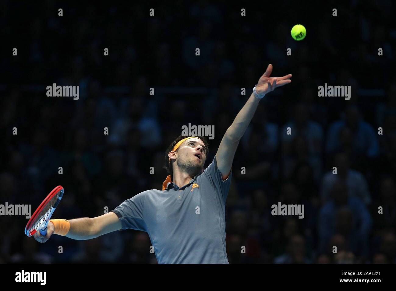 Londra, Regno Unito. 17 Nov, 2019. Dominic Thiem (AUT) è un confronto valido per l'ATP finals 2019 torneo tenutasi a Londra, Inghilterra. Credito: Andre Chaco/FotoArena/Alamy Live News Foto Stock