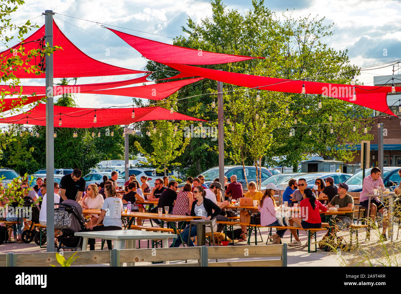 Il Caboose Commons, 2918 Eskridge Road, Merrifield Virginia Foto Stock