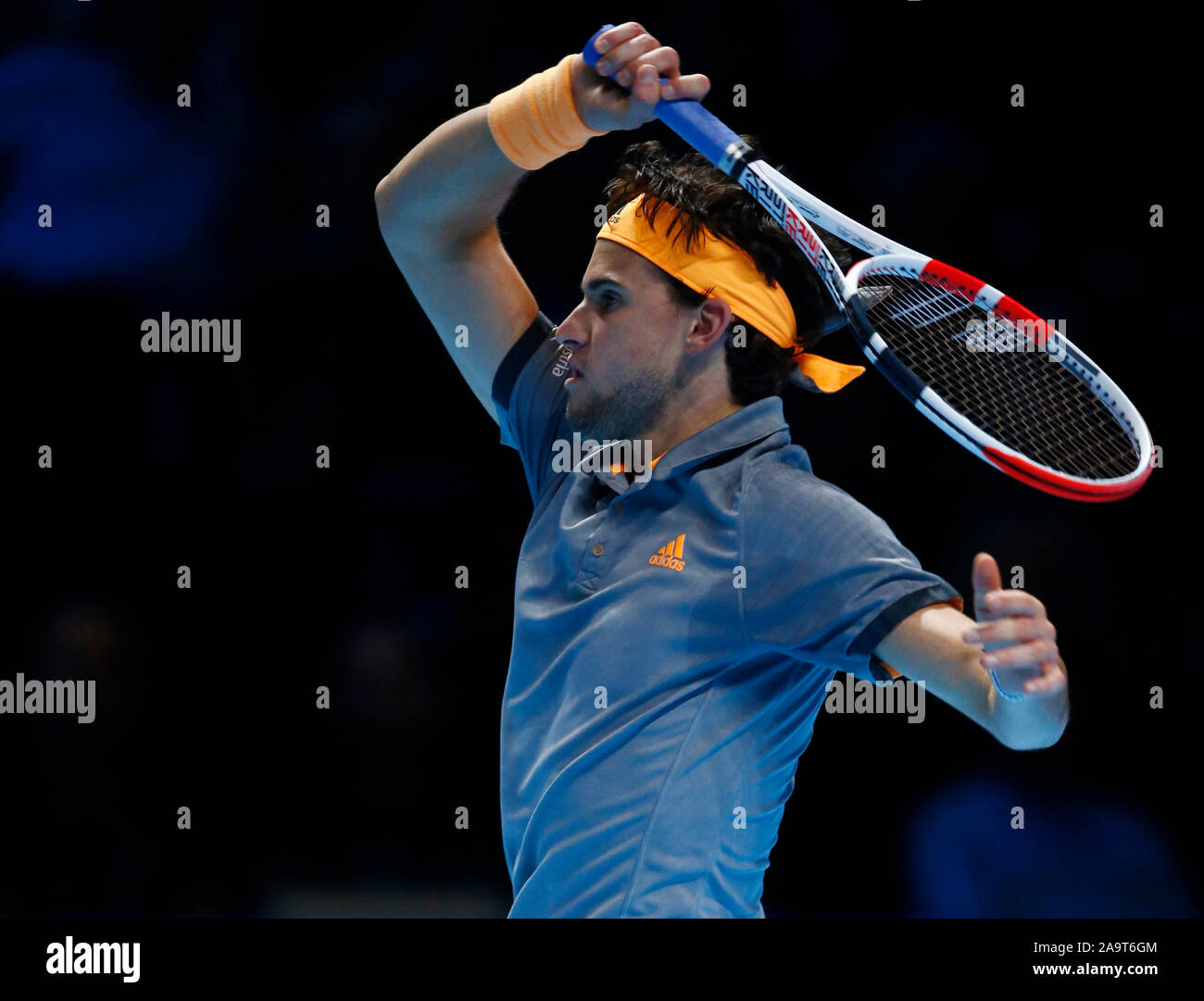 Londra, Regno Unito. Novembre 17 Dominic Thiem (AUT) durante in azione durante il campionato Singles match finale Dominic Thiem (AUT) contro Stefanos Tsitsipas (GRE) Internazionali di Tennis - Nitto ATP World Tour Finals Giorno 8 - Martedì 17 Novembre 2019 - O2 Arena - Londra Credit: Azione Foto Sport/Alamy Live News Foto Stock