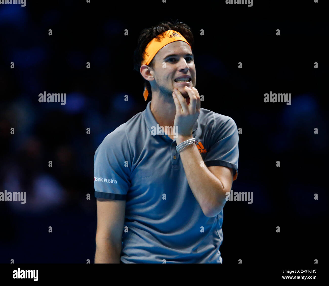 Londra, Regno Unito. Novembre 17 Dominic Thiem (AUT) durante in azione durante il campionato Singles match finale Dominic Thiem (AUT) contro Stefanos Tsitsipas (GRE) Internazionali di Tennis - Nitto ATP World Tour Finals Giorno 8 - Martedì 17 Novembre 2019 - O2 Arena - Londra Credit: Azione Foto Sport/Alamy Live News Foto Stock
