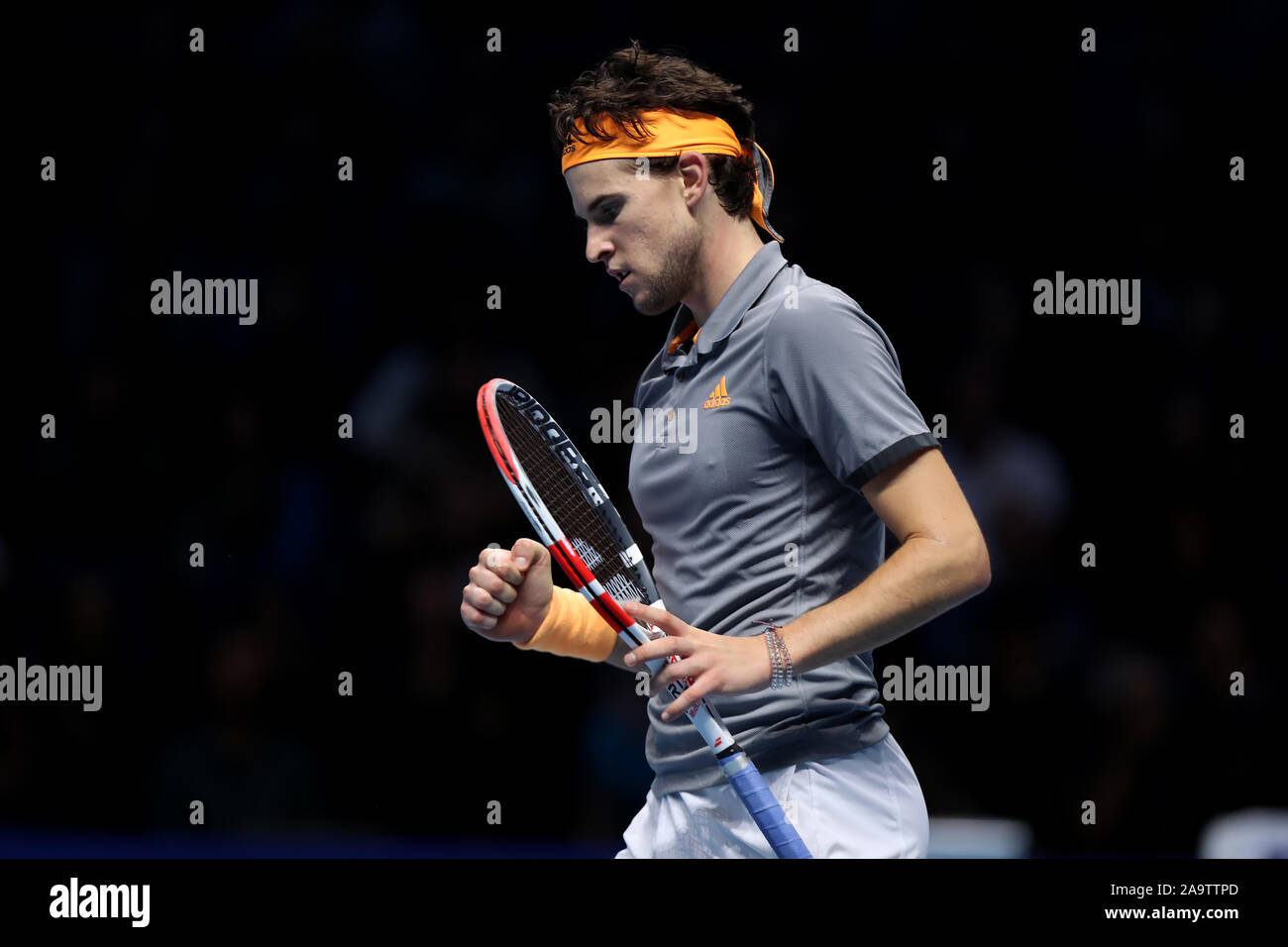 Arena. Londra, Regno Unito. 17 Nov, 2019. Nitto tennis ATP Finals; Dominic Thiem (Austria) festeggia dopo aver vinto un punto - Editoriale usare carte di credito: Azione Plus sport/Alamy Live News Foto Stock