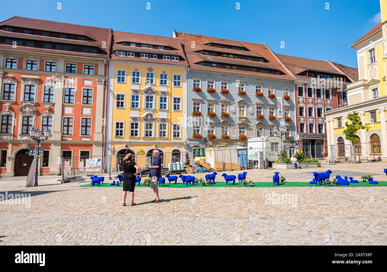 Bautzen, Germania - 1 Settembre 2019: installazione nella piazza di fronte al Municipio di Bautzen in Alta Lusazia sassone Foto Stock