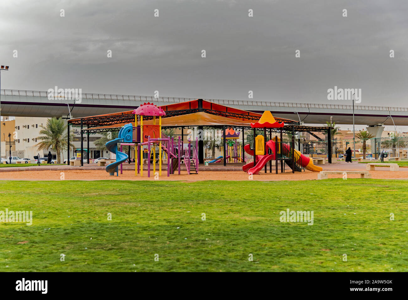 Nuovo parco giochi a Riyadh su Rainy day Foto Stock