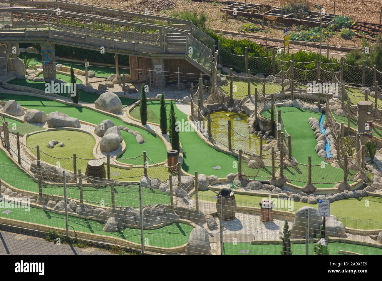 Mini pazzo o campo da golf sul lungomare di Brighton, East Sussex, Inghilterra Foto Stock