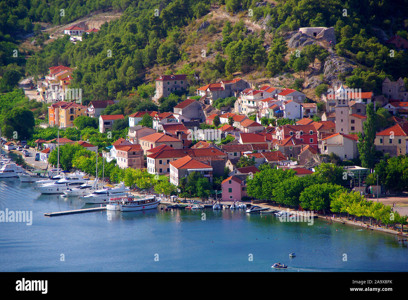 Blick auf Skradin, Krka Nationalpark di Sibenik, Dalmatien, Kroatien Foto Stock