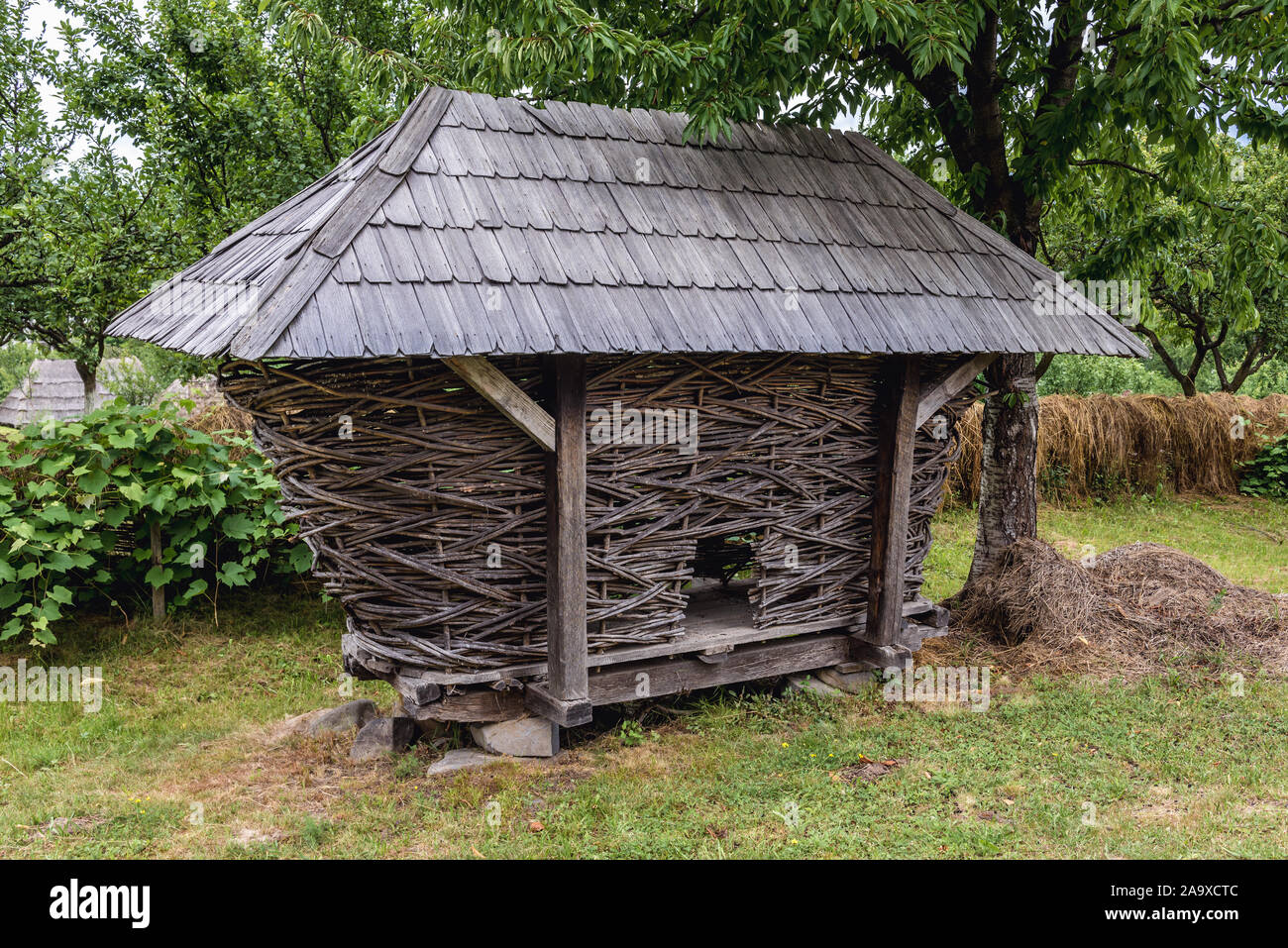 Cesto per il mais in Osa Village Museum Situato in città Negresti-Oas nella contea di Satu Mare nel nord-ovest della Romania Foto Stock