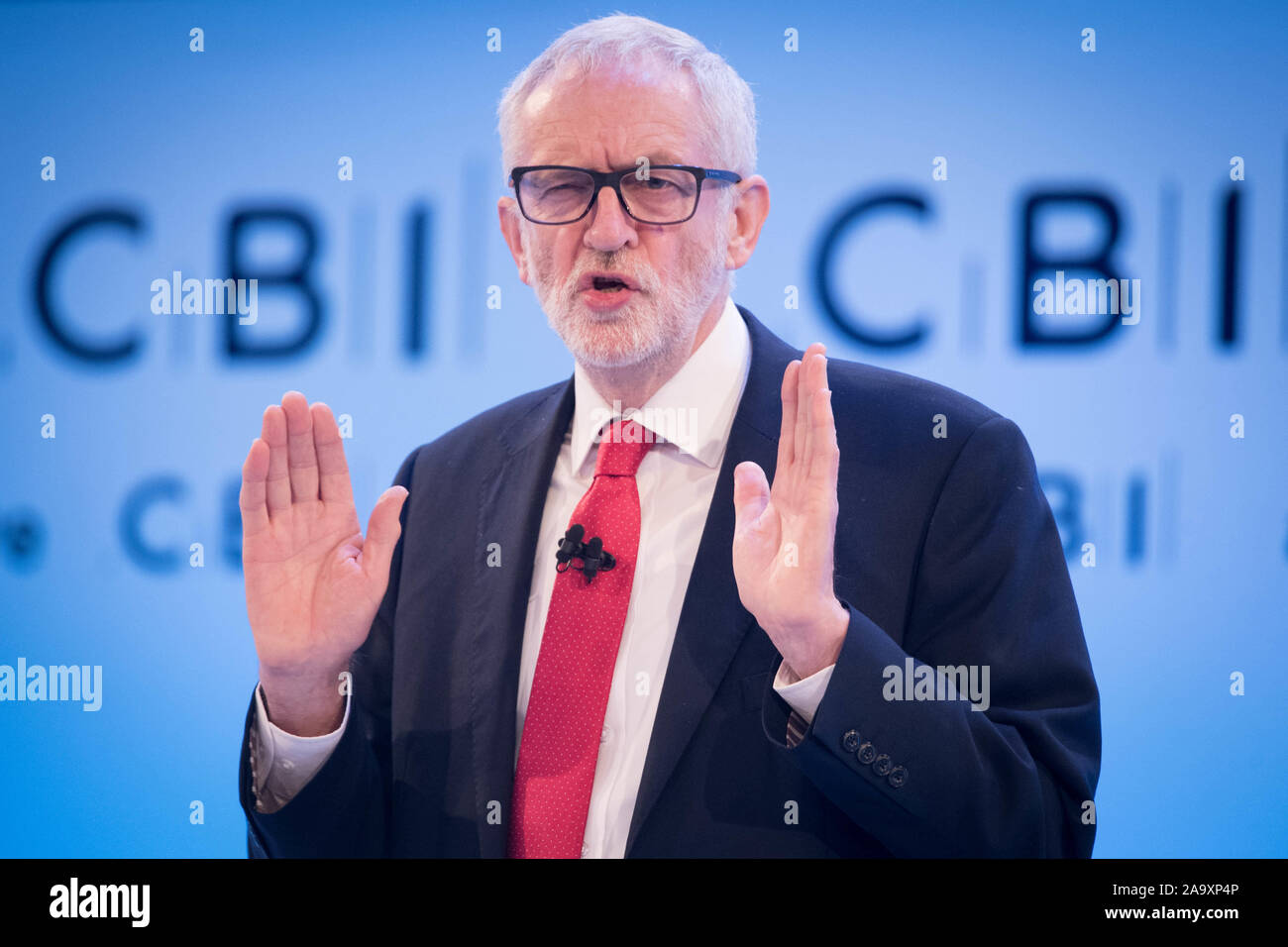 Leader laburista, Jeremy Corbyn parlando alla CBI conferenza annuale presso l'InterContinental Hotel di Londra. Foto di PA. Picture Data: lunedì 18 novembre, 2019. Vedere PA storia politica elezione. Foto di credito dovrebbe leggere: Stefan Rousseau/PA FILO Foto Stock