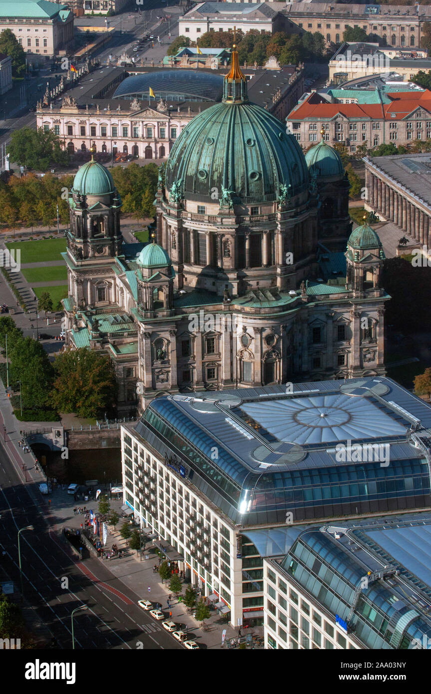 Vista aerea della Cattedrale di Berlino o Berliner Dom a Berlino, Germania Foto Stock