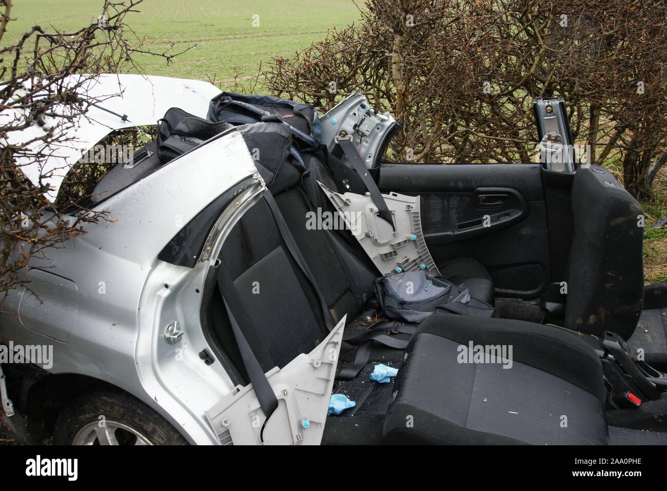 Il traffico su strada collisione, car crash Foto Stock