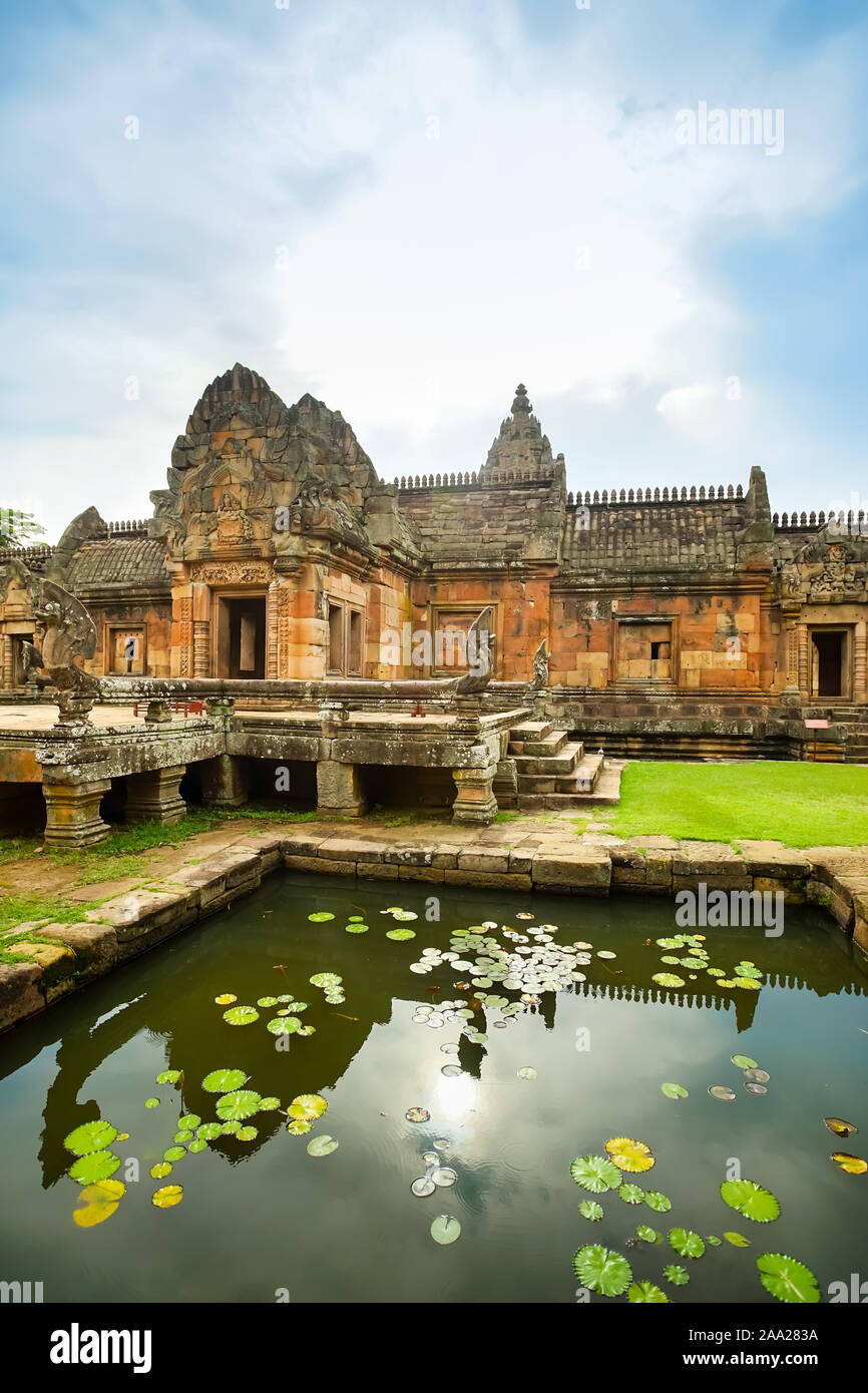 Il tempio Khmer Prasat Hin di Phnom Rung (Phnom Rung castello in pietra) in Chaloem Phrakiat distretto, Buriram Provincia, Thailandia. Foto Stock