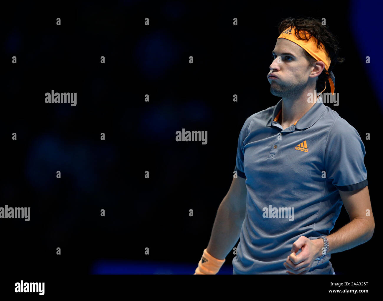 Londra, Regno Unito. Novembre 16 durante il campionato Singles match Semi-Final Dominic Thiem (AUT) contro Alexander Zverev (GER) International dieci Foto Stock