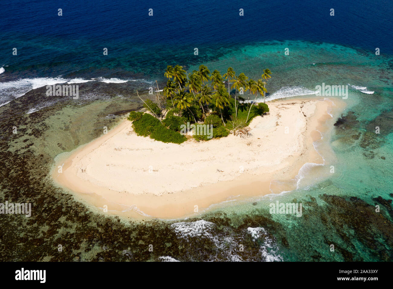 Isola di fronte a Mitirapa, Tahiti, Polinesia Francese Foto Stock