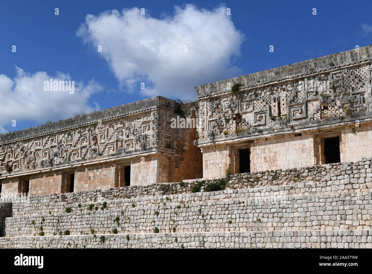 Uxmal, antica città maya del periodo classico si trova nella regione Puuc della parte orientale della penisola dello Yucatan, Messico Foto Stock