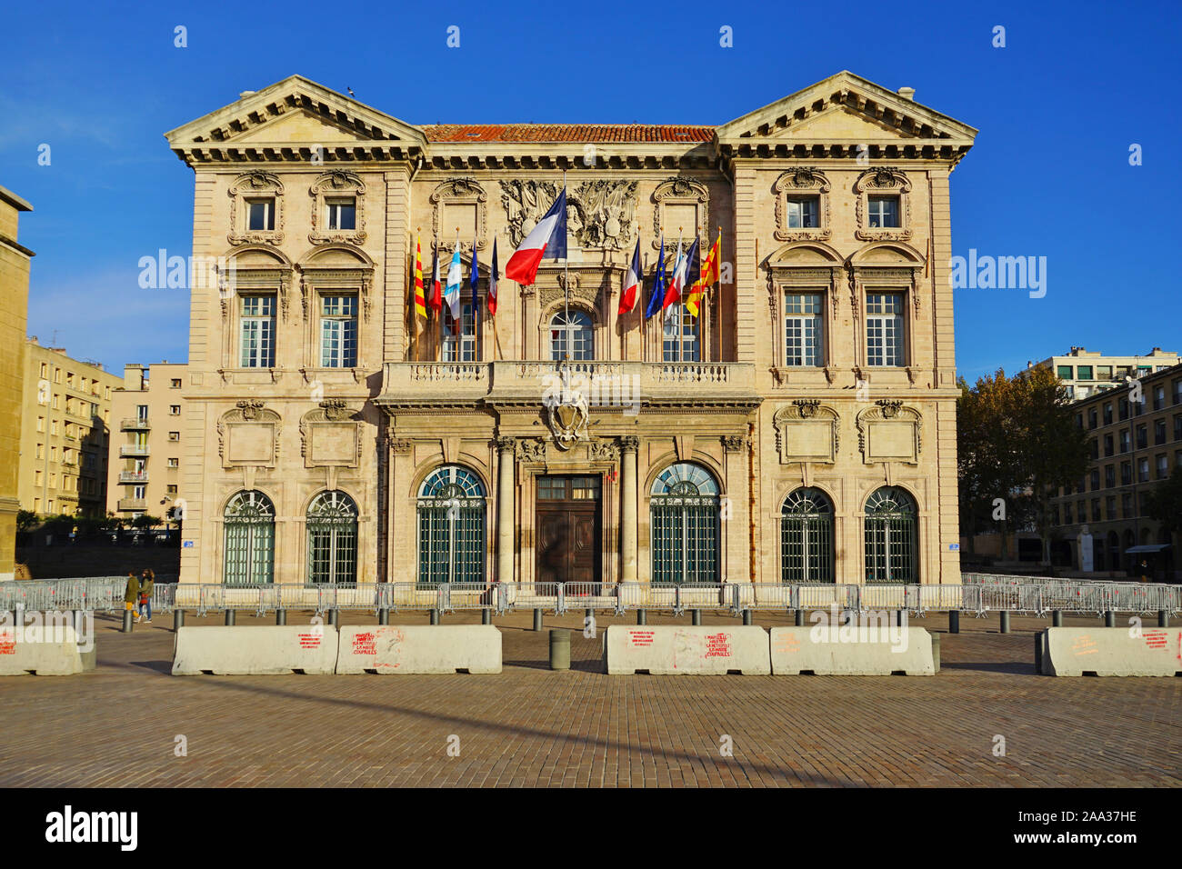 MARSEILLE, Francia - 13 NOV 2019- Vista del punto di riferimento storico Hotel de Ville de Marseille municipio edificio a Marsiglia, Francia. Foto Stock