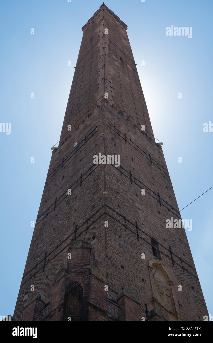 Le Due Torri di Bologna, Piazza di Porta Ravegnana, Bologna, Italia Foto Stock