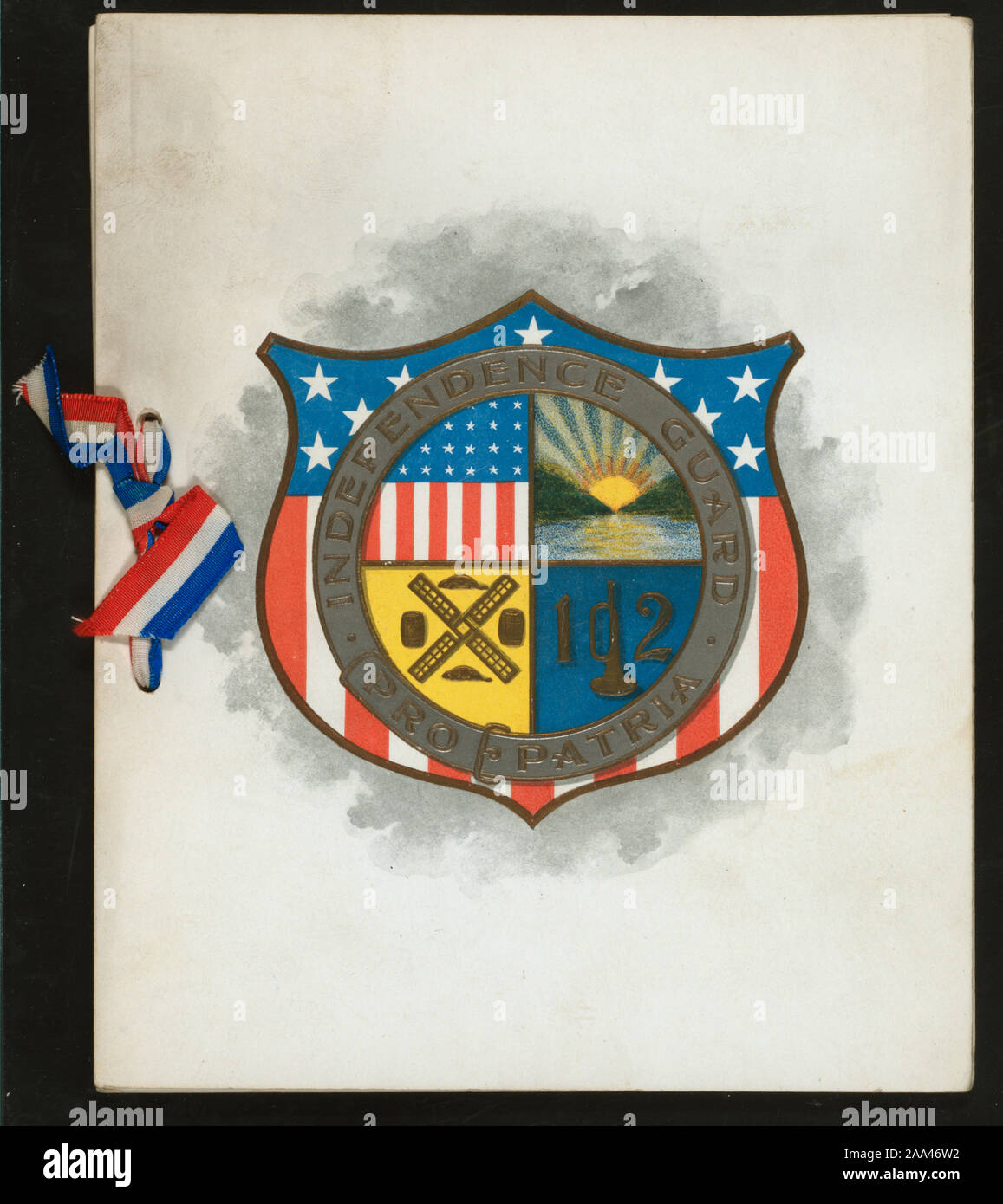 Vini; prezzo lista vini; CREST sul coperchio; rosso, bianco e BLU RIBBON; INFORMAZIONI SULLE CAMPAGNE; Elenco degli ufficiali e un elenco di quelli uccisi o feriti; altri documenti;; riunione annuale e il banchetto della vecchia guardia associazione dodicesimo reggimento Benvenuti HOME CENA DA UFFICIALI DI RITORNO DALLA GUERRA CON LA SPAGNA [detenute da] Guardia Indipendenza [a] SHERRY DELLA QUINTA AVENUE E 44TH STREET NY (RESTO;) Foto Stock