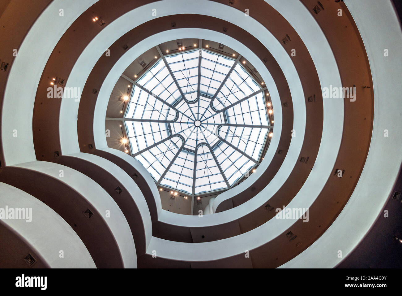 Solomon R Guggenheim Museum, Manhattan, New York, Stati Uniti d'America Foto Stock