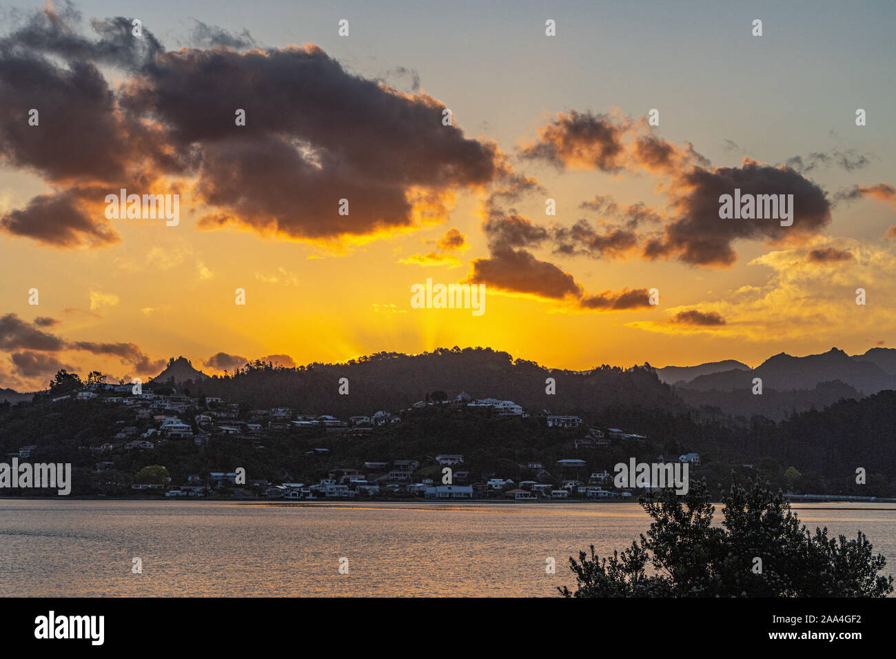 Sunset over Tairua Foto Stock