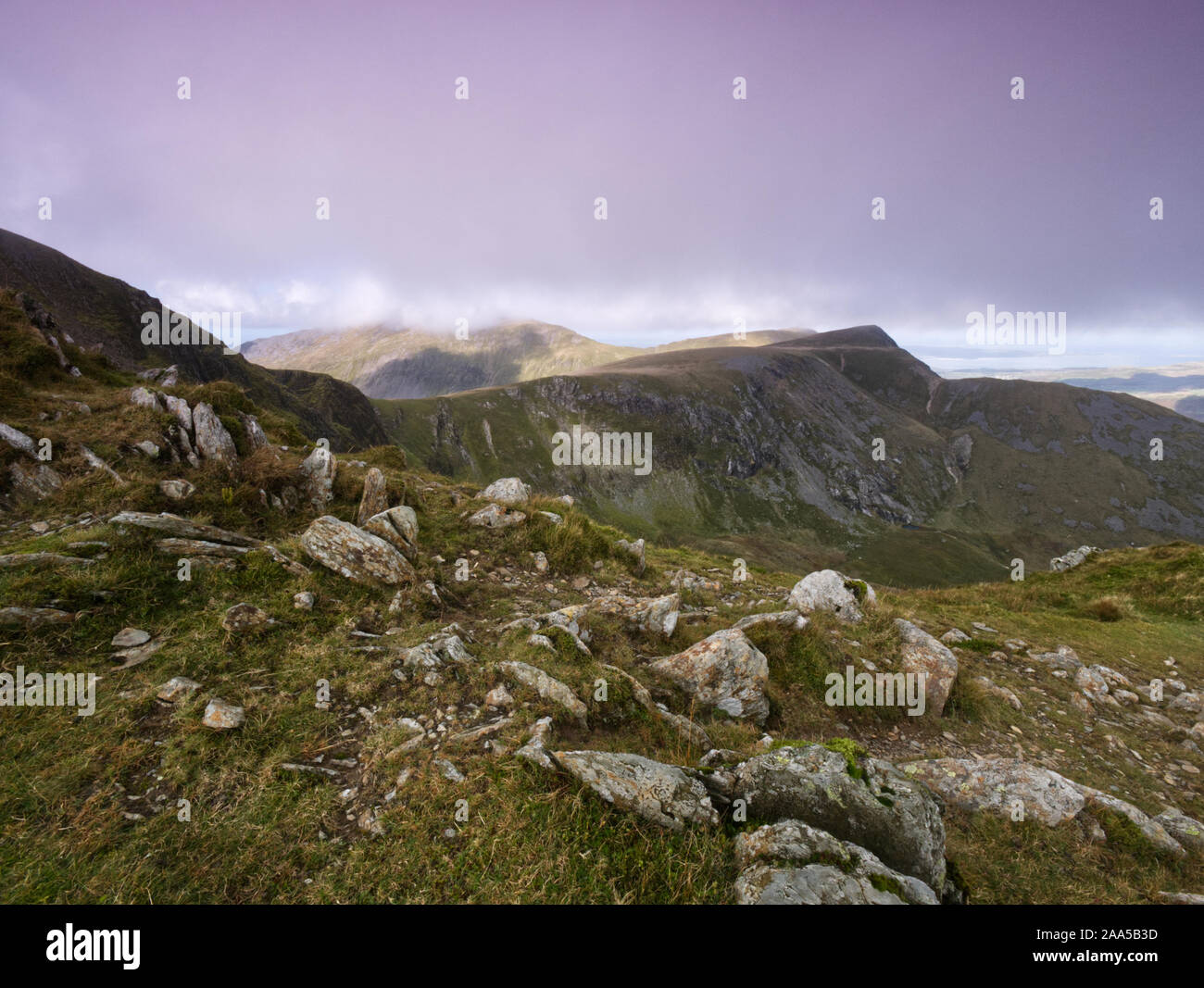 Welsh hills nel parco nazionale di Snowdonia da y garn vicino a lynn idwal Foto Stock