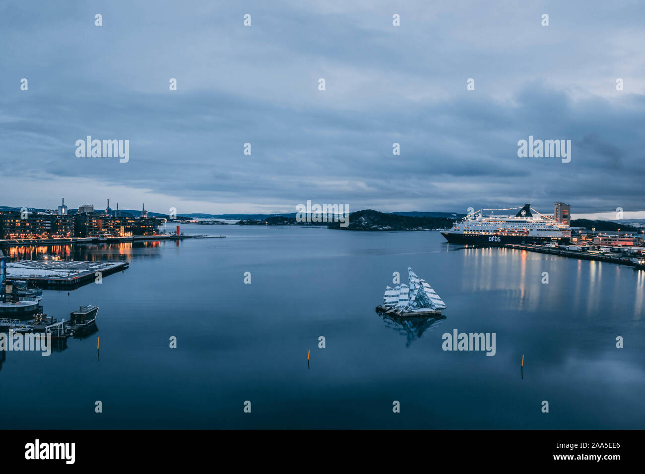 La vista dal teatro dell'Opera di Oslo Foto Stock