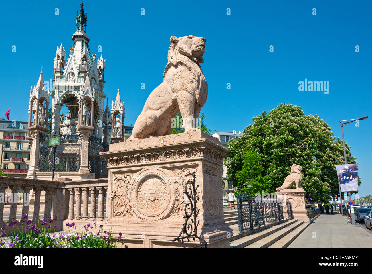 La Svizzera di Ginevra, Quai du Mont-Blanc, monumento Brunswick, costruito 1879 per commemorare Carlo II, duca di Brunswick, 1804-1873 Foto Stock