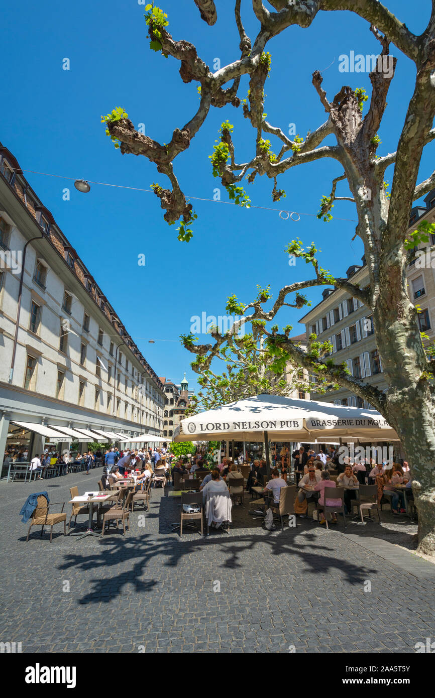 La Svizzera di Ginevra, Place du Molard, bar, ristorante Foto Stock