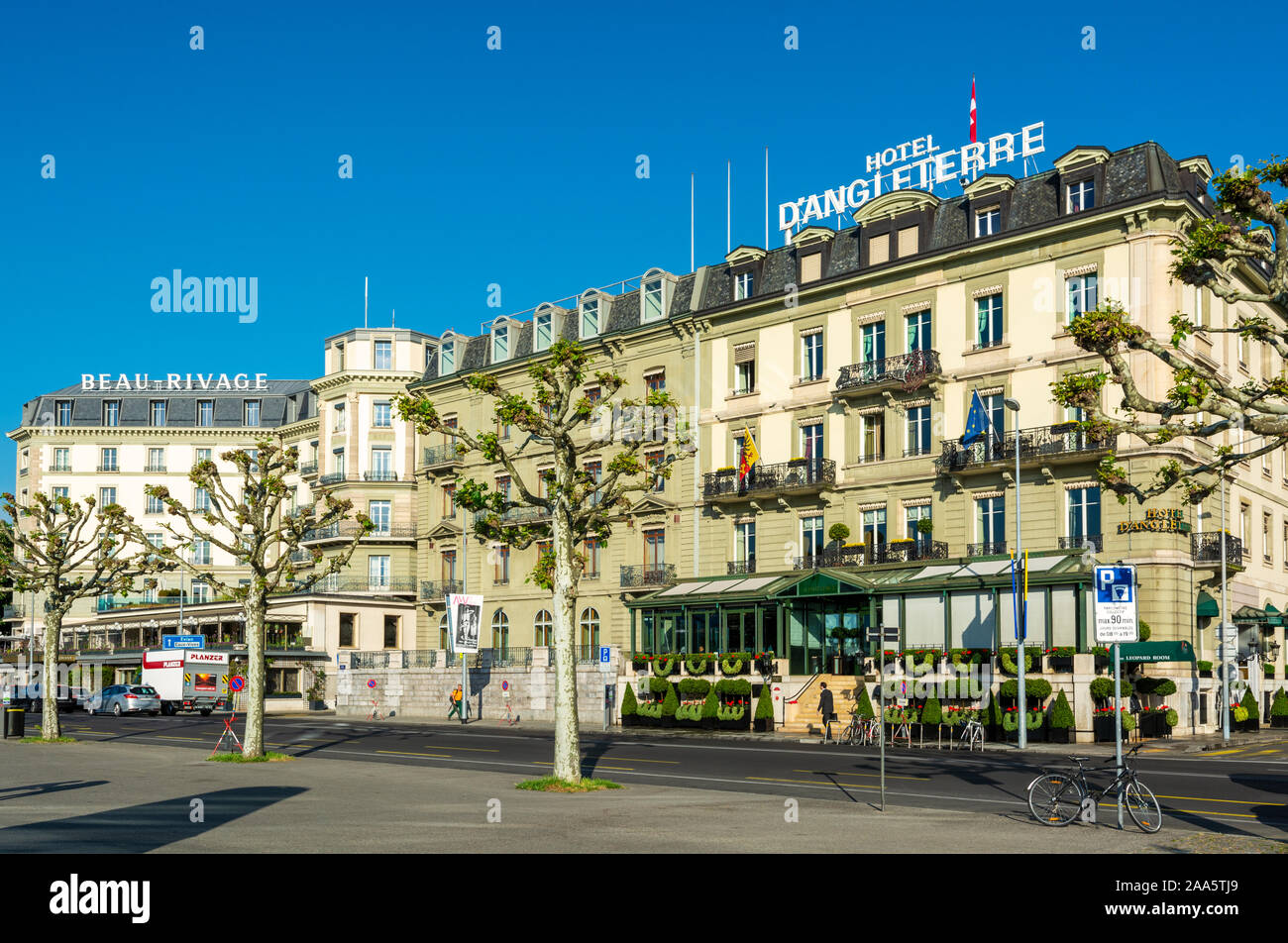 La Svizzera di Ginevra, Quai du Mont-Blanc, Alberghi a cinque stelle Beau Rivage e d'Angleterre Foto Stock