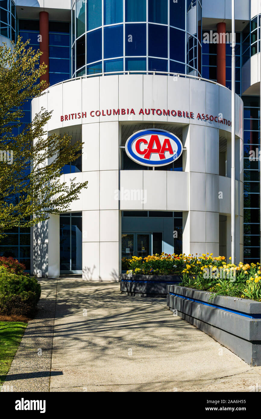 BURNABY, British Columbia, Canada - 12 Aprile 2019: BCAA British Columbia Automobile Association edificio ingresso. Foto Stock