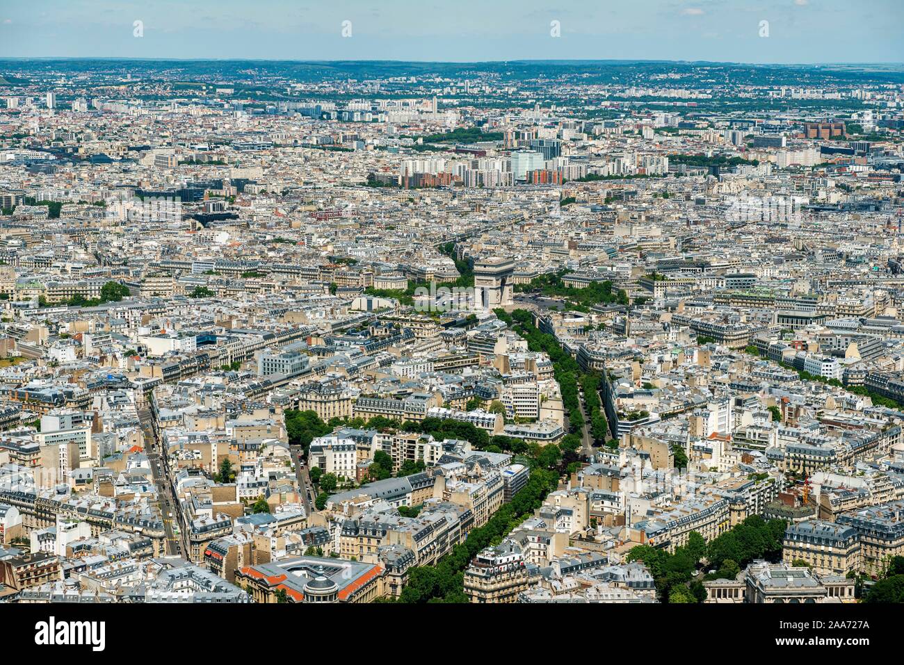 Vista sulla città, vista dalla Torre Eiffel con arco trionfale, Arco di Trionfo, Piazza Charles de Gaulle di Parigi e dell' Ile-de-France, Francia Foto Stock