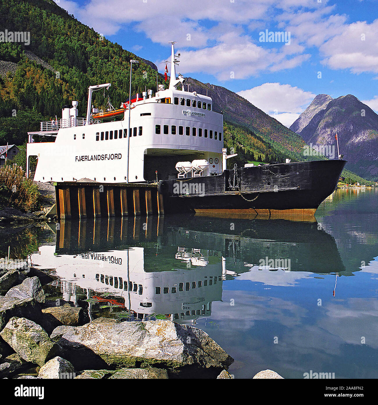 Das Faehrschiff Fjaerlandsfjord in Norwegen, Skandinavien Foto Stock