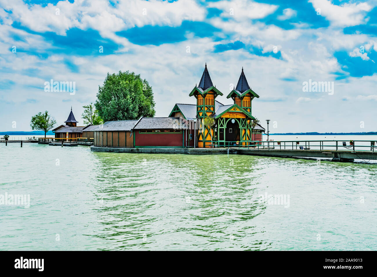 Stabilimento balneare costruito nel 1893 presso la spiaggia comunale di Keszthely sul Lago Balaton, Zala county, Western oltre Danubio, Ungheria, Europa Foto Stock