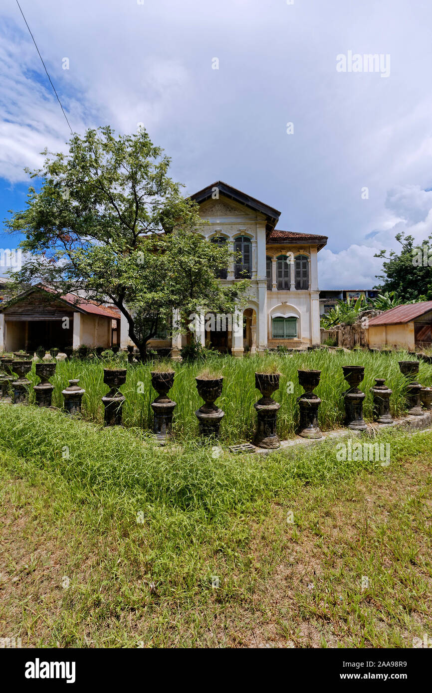 Casa Limpanon, abbandonato Cino-portoghese Mansion, città di Phuket, Tailandia Foto Stock