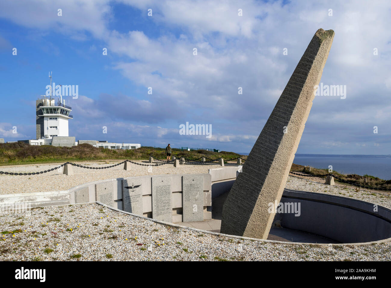 Mémorial de l'Aéronautique Navale, dedicato a aviatori perso nell'Oceano Atlantico, Cap de la Chèvre, Crozon peninsula, Finistère Bretagna, Francia Foto Stock
