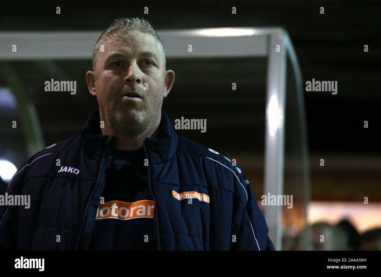 DARLINGTON, Inghilterra - Novembre 20th Darlington manager Alun Armstrong durante la FA Cup match tra Darlington e Walsall a Blackwell Prati, Darlington mercoledì xx novembre 2019. (Credit: Chris Booth | MI News) Credito: MI News & Sport /Alamy Live News Foto Stock