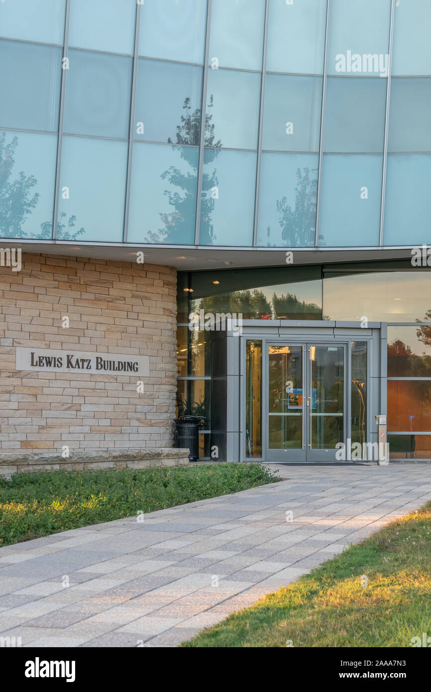 UNIVERSITY PARK, PA/STATI UNITI D'America - 27 settembre 2019: Lewis Katz edificio a Penn State University. Foto Stock