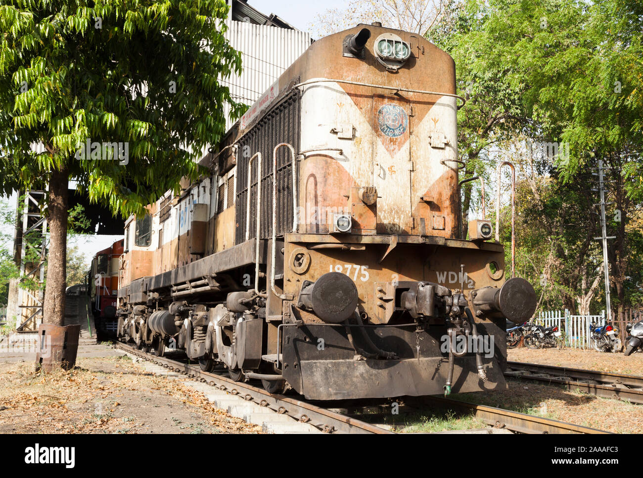 Classe indiano WDM-3 locomotiva diesel-elettriche a Nagpur, Maharashtra. Il WDM-3 è indiano ferrovie" workhorse progettato negli Stati Uniti Foto Stock