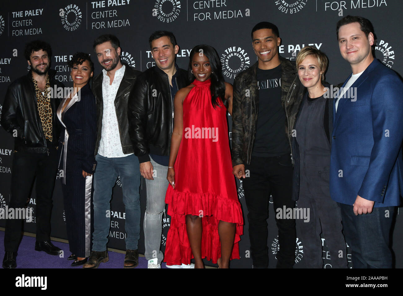 Novembre 19, 2019, Beverly Hills, CA, Stati Uniti d'America: LOS ANGELES - NOV 19: Jack Falahee, Amirah Vann, Charlie Weber, Conrad Ricamora, Aja Naomi Re, Roma Flynn, Liza Weil, Matt McGorry al ''Come arrivare lontano con l' omicidio'' finale di stagione celebrazione presso Paley Centre for Media il 19 novembre 2019 a Beverly Hills, CA (credito Immagine: © Kay Blake/ZUMA filo) Foto Stock