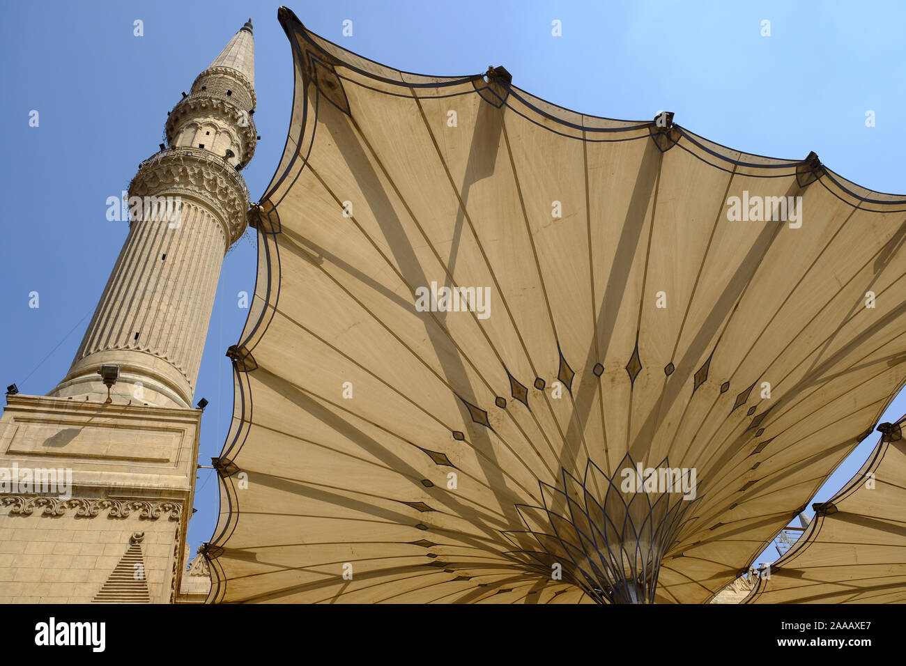 Luoghi religiosi - Islam Egitto Cairo Moschea Al-Hussain Foto Stock