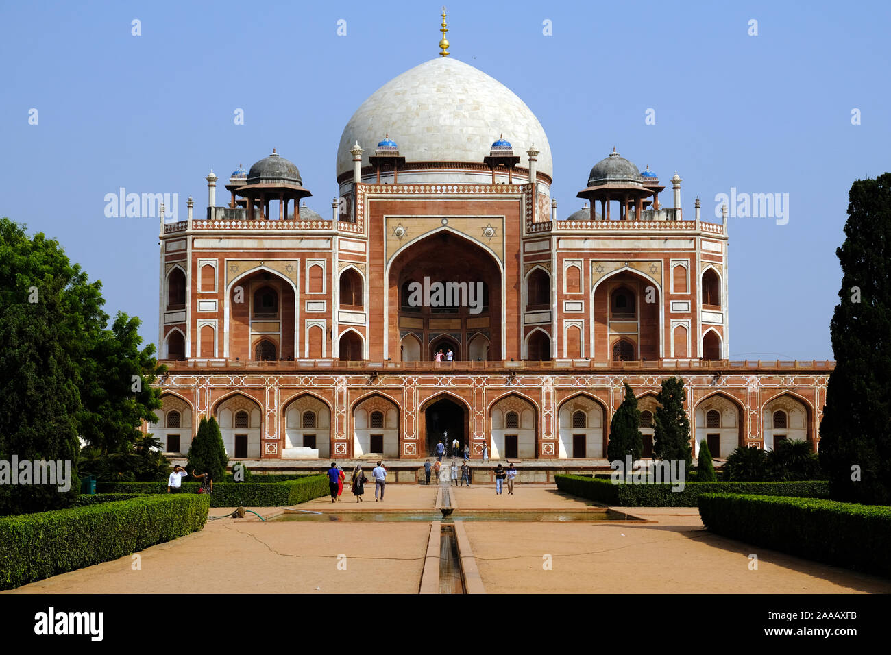 Storico e distintivo - architettura islamica in India Delhi Humayun tomba Foto Stock